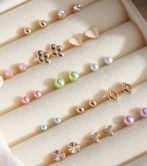 Sandy 14-Piece Earring Gift Set