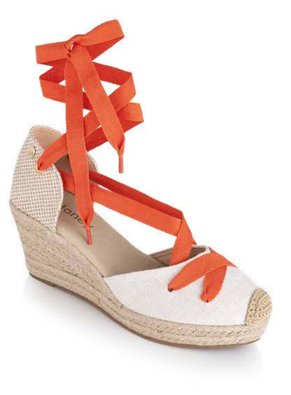 Wedge heeled